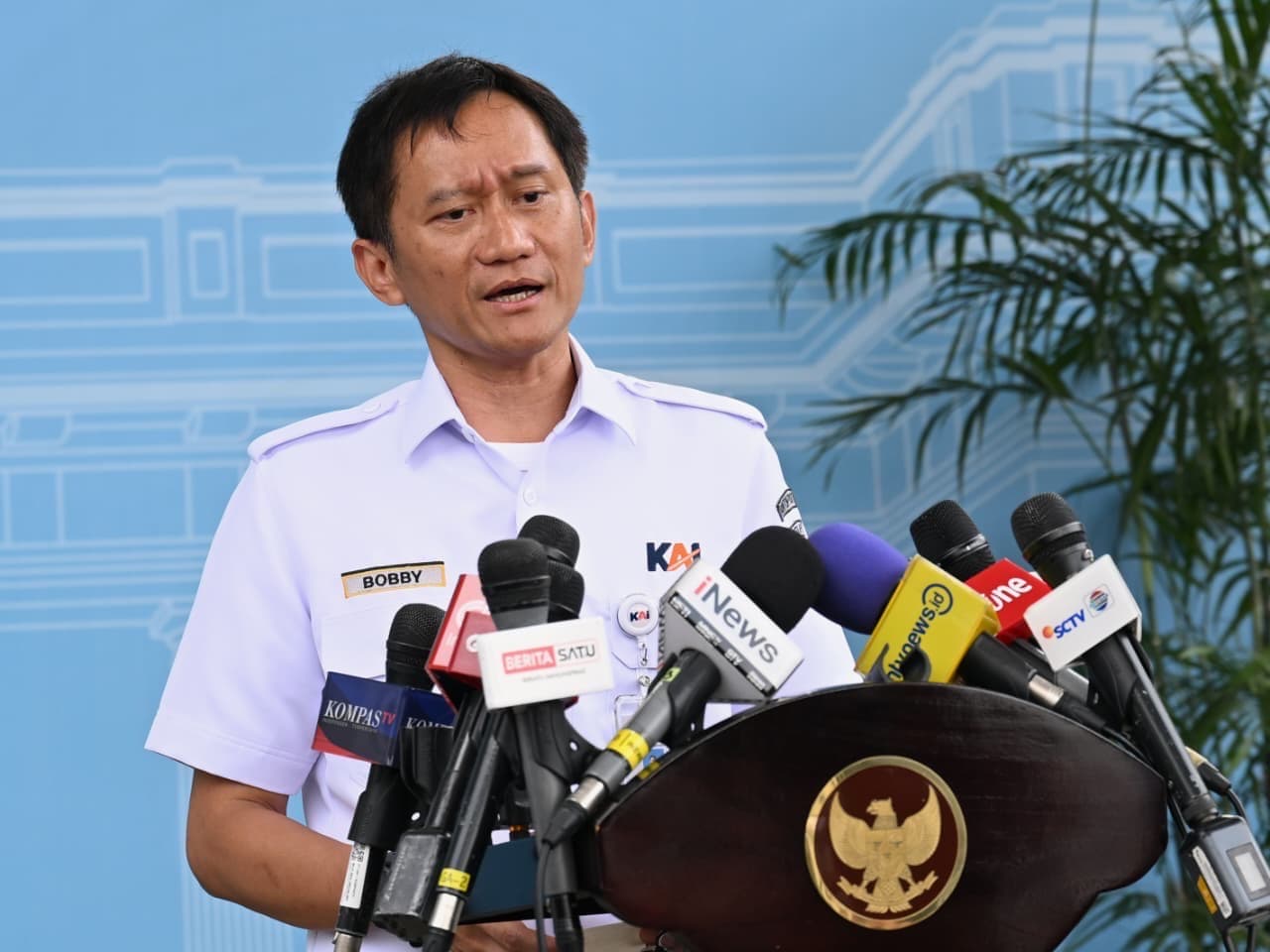 Prabowo Panggil Dirut KAI, Minta Peningkatan Layanan hingga Penambahan Gerbong KRL