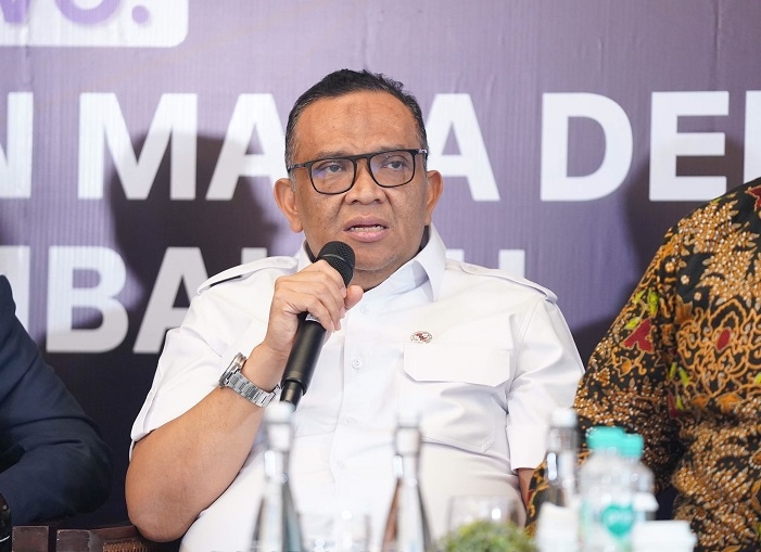 Wamenaker Dorong Sinergi Kementerian/Lembaga Soal Kebijakan Industri Tembakau: Petani dan Pekerja Tidak Boleh Dirugikan