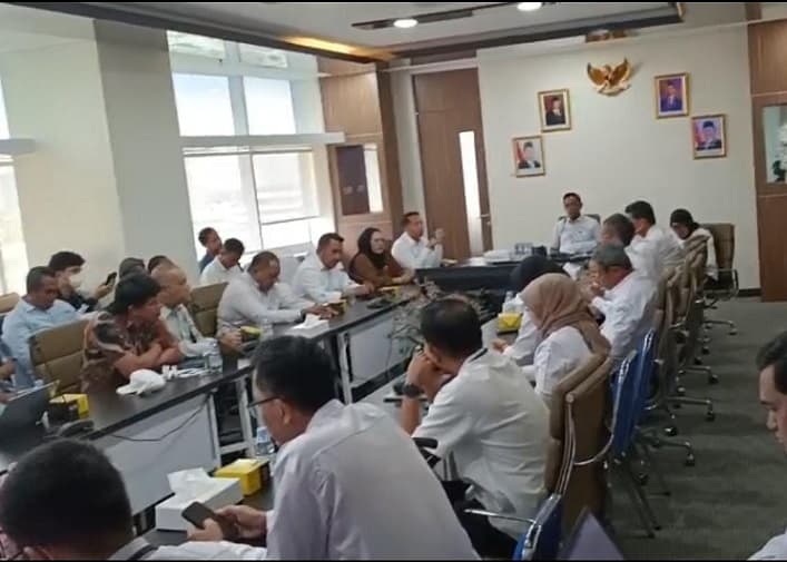 Ribuan Nelayan Nganggur, Pemerintah Diminta Kembali Izinkan Ekspor Benih Bening Lobster