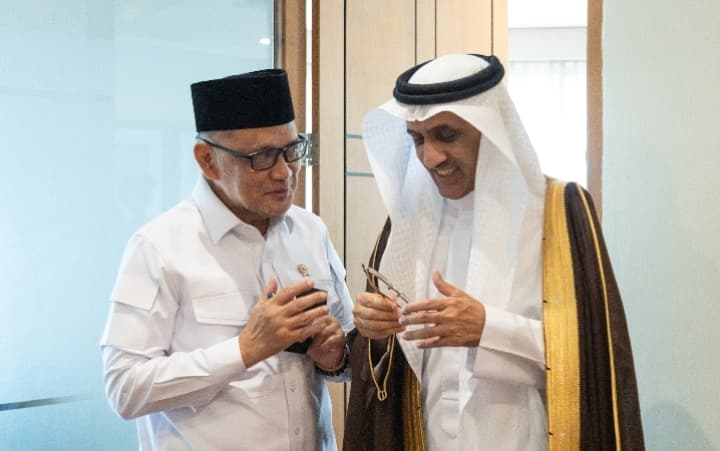 Bertemu Dubes Arab Saudi, Menteri Haji dan Umrah RI Bahas Persiapan Haji 2026