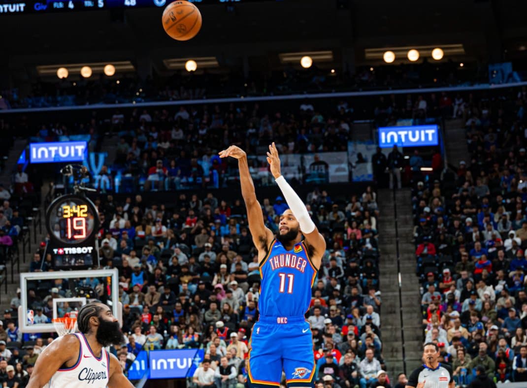 NBA Hari Ini: Oklahoma City Thunder Masih Sempurna, Gilgeous-Alexander Cetak 30 Poin 12 Assist