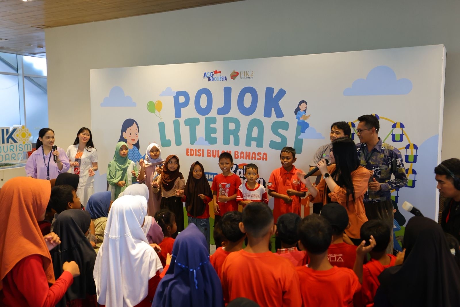 Dari Pasir Putih ke Halaman Buku: Anak-anak Menemukan Dunia di Pojok Literasi