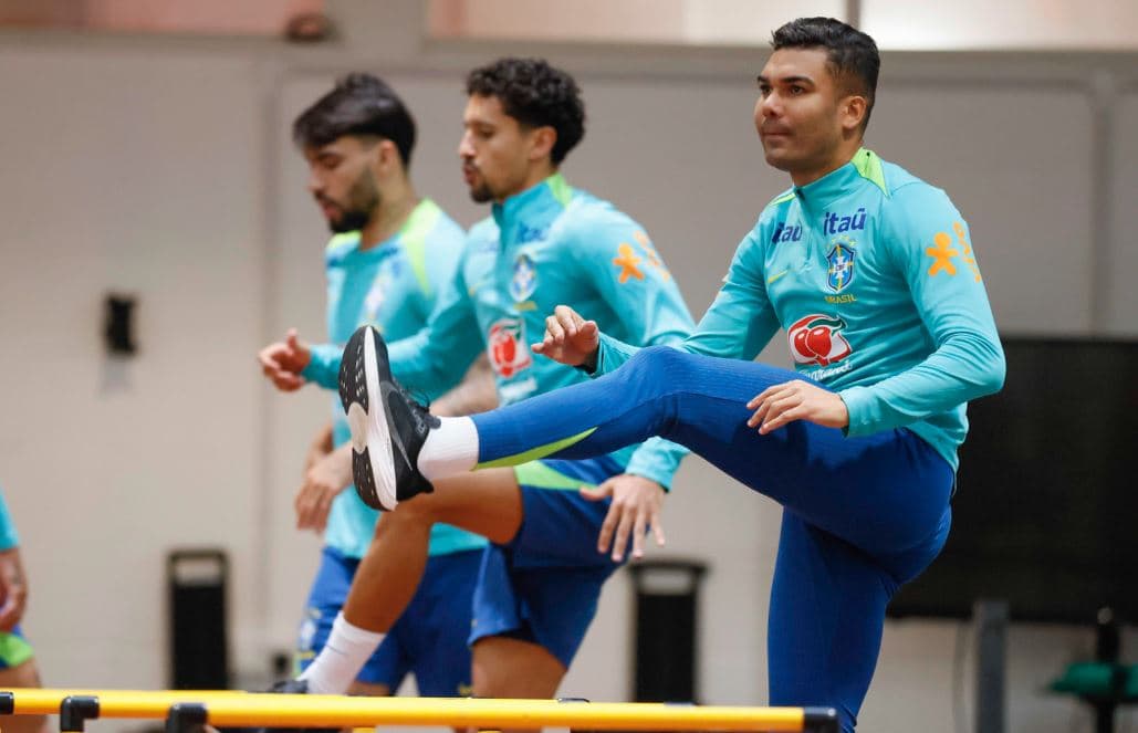 Blak-blakan, Casemiro Tak Akan Serahkan Ban Kapten Timnas Brasil ke Vinicius Junior