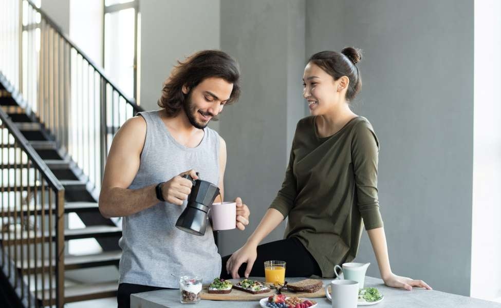 8 Tanda Pasanganmu Jodoh yang Tepat