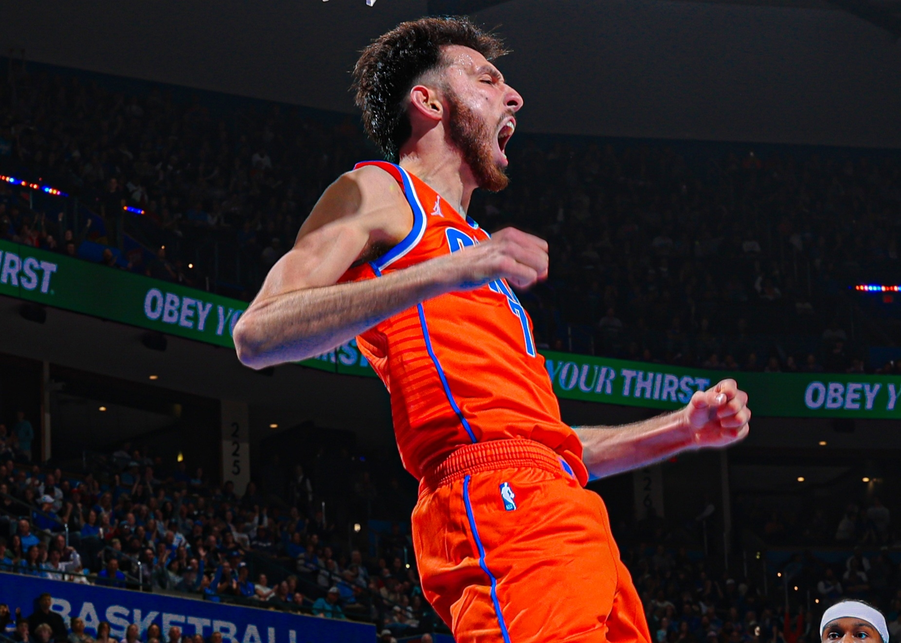 NBA Hari Ini: Tanpa Tembakan Meleset, Chet Holmgren Sempurna Bawa Thunder Taklukkan Warriors