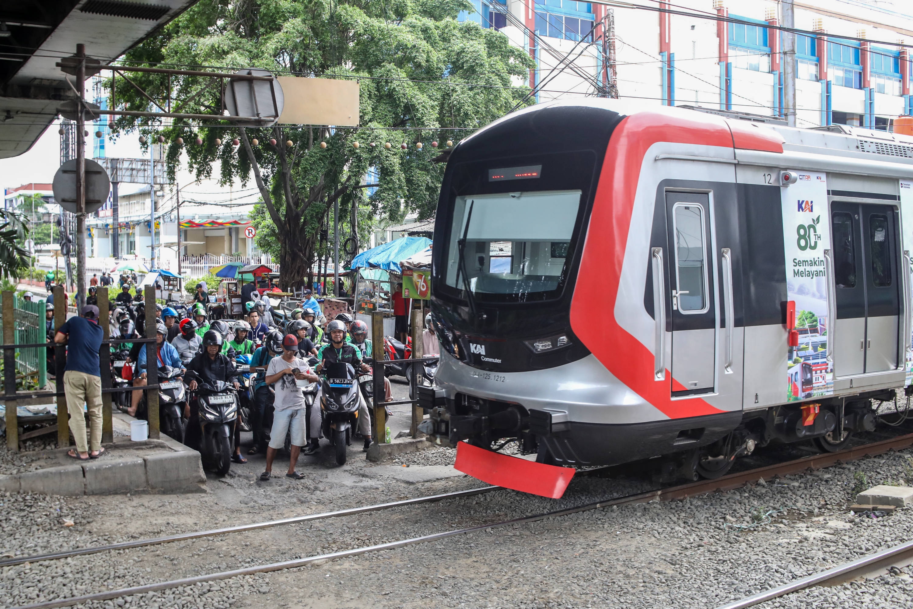 KAI Operasikan Kereta Tambahan untuk Antisipasi Lonjakan Penumpang Nataru 2026