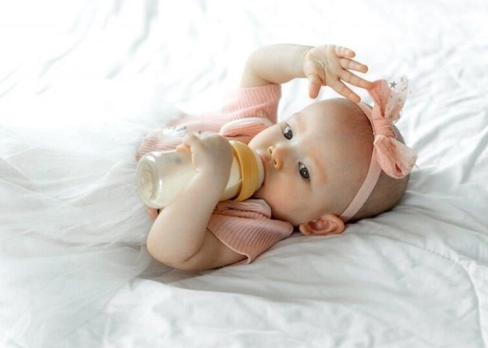 Agar Nyaman dan Aman, Kapan Bayi Sebaiknya Dimandikan?