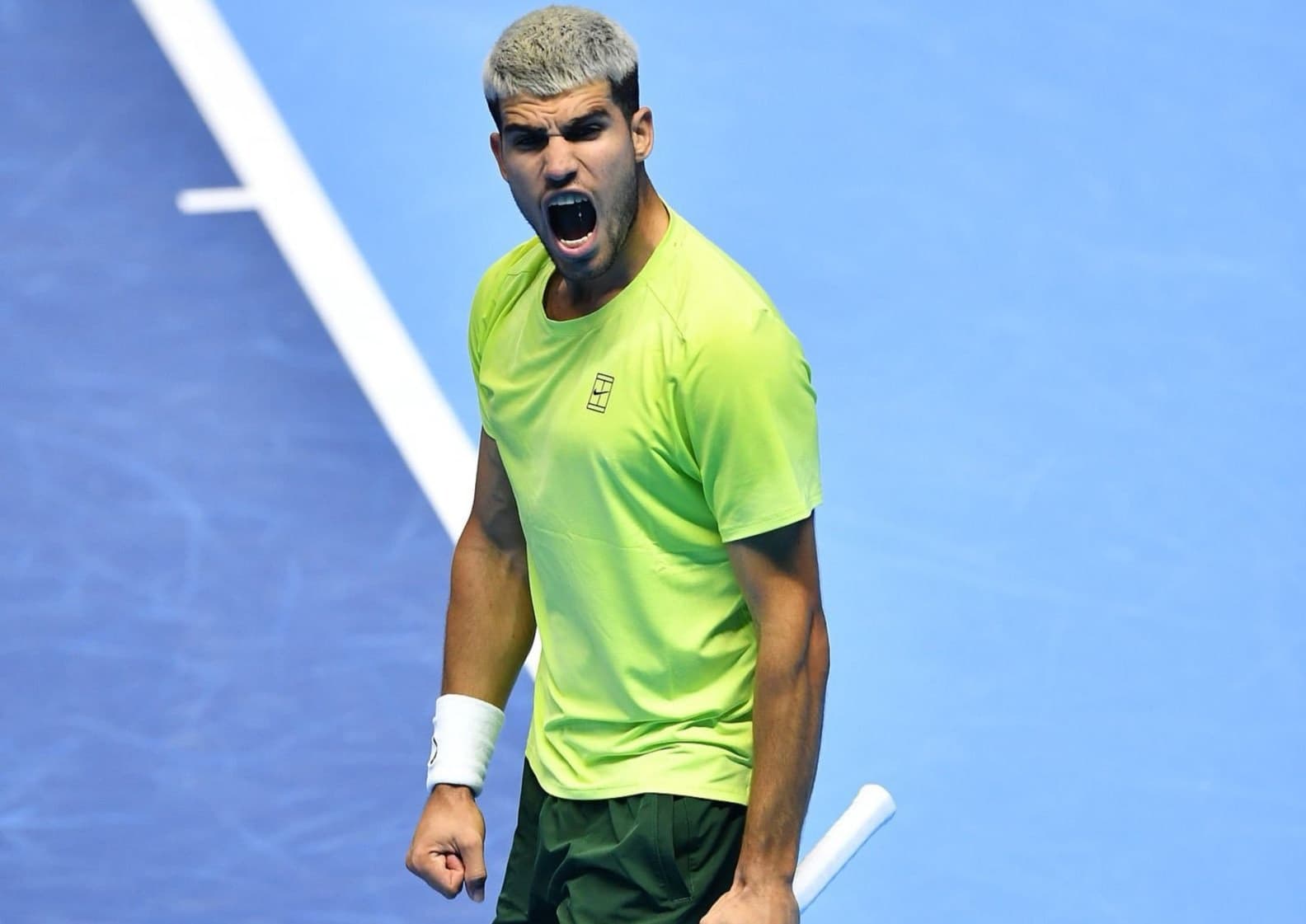 Final ATP: Tak Terkejar, Carlos Alcaraz Pastikan Ranking 1 Dunia Usai Menang Telak atas Musetti