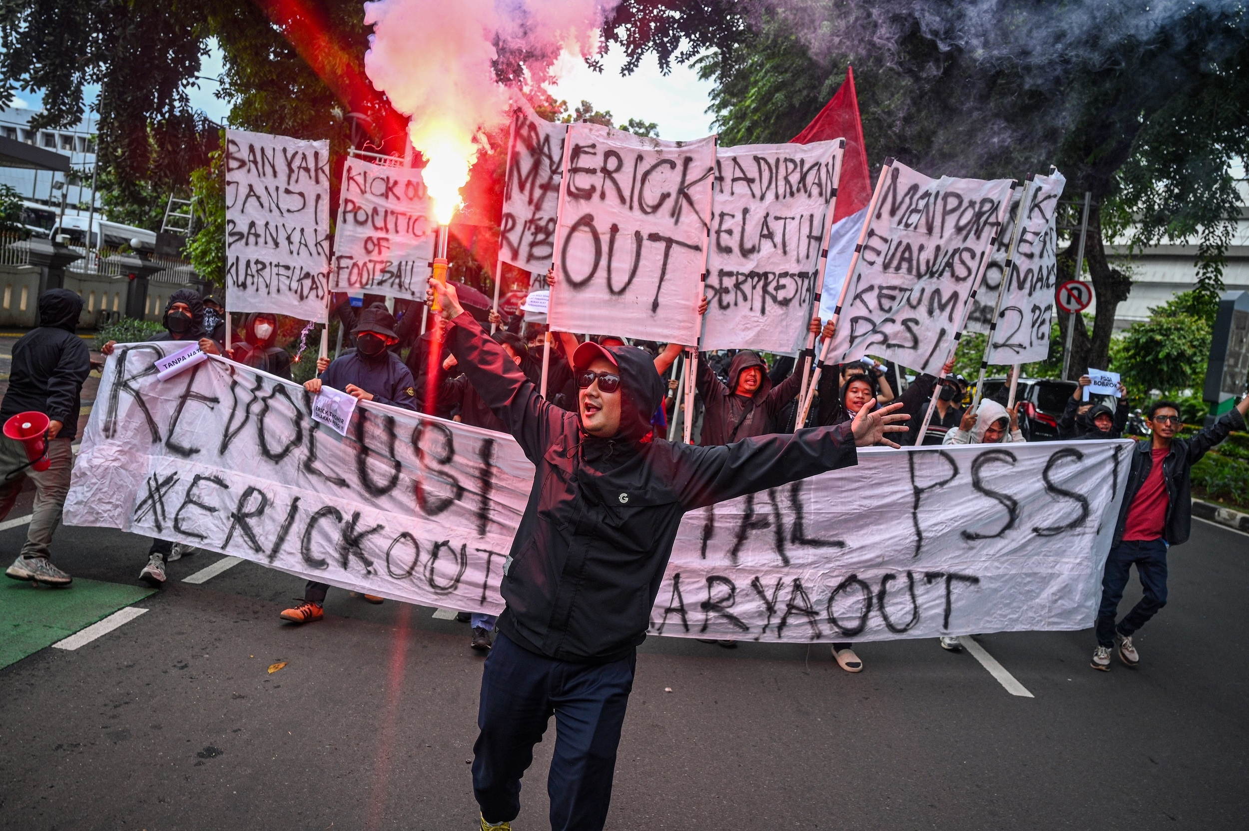 Respons Demonstrasi Ultras Garuda Tuntut Erick Thohir Mundur, Ini Kata Exco PSSI