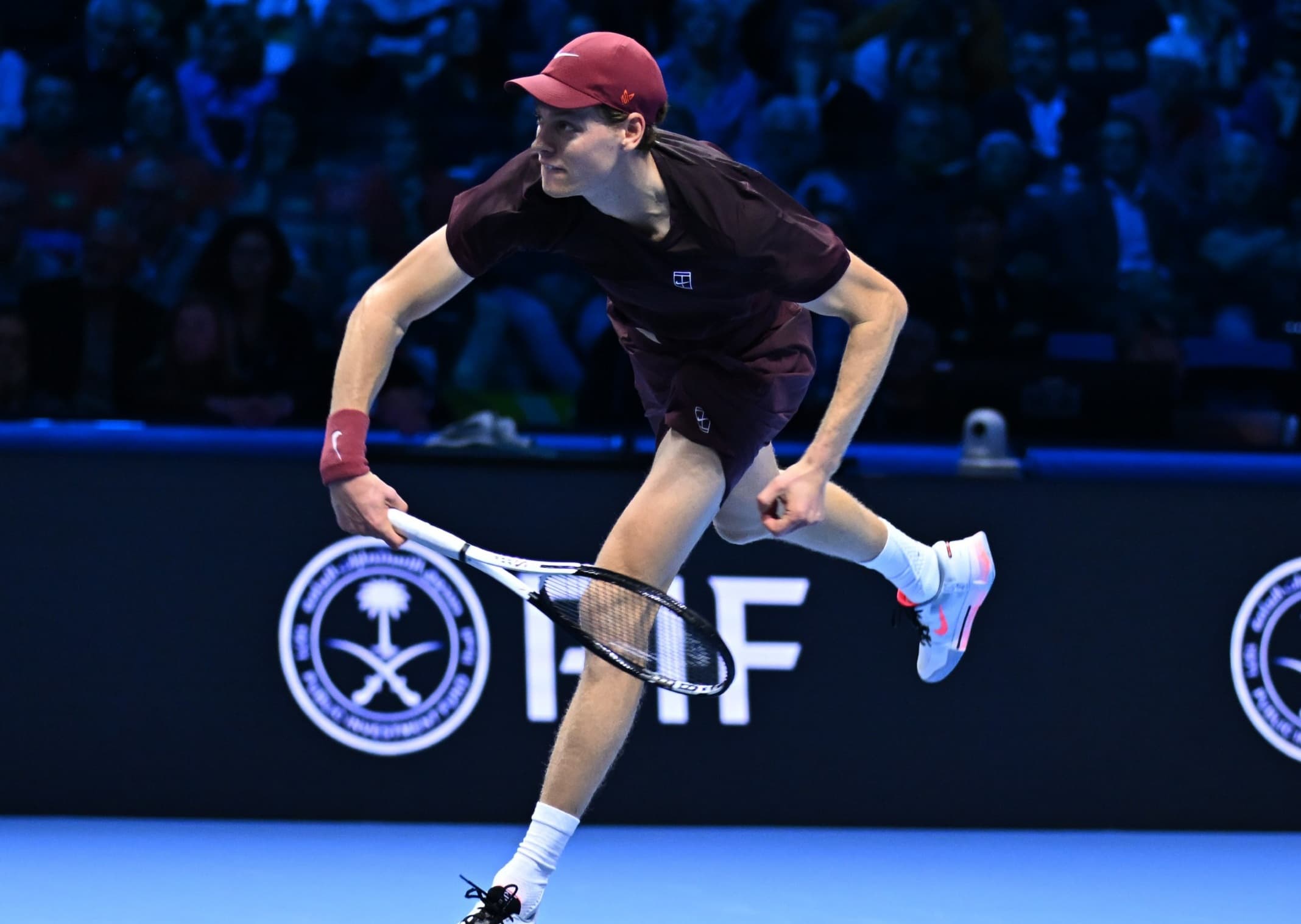 Final ATP: Jannik Sinner Sempurna di Fase Grup, Felix Auger-Aliassime Temani ke Semifinal