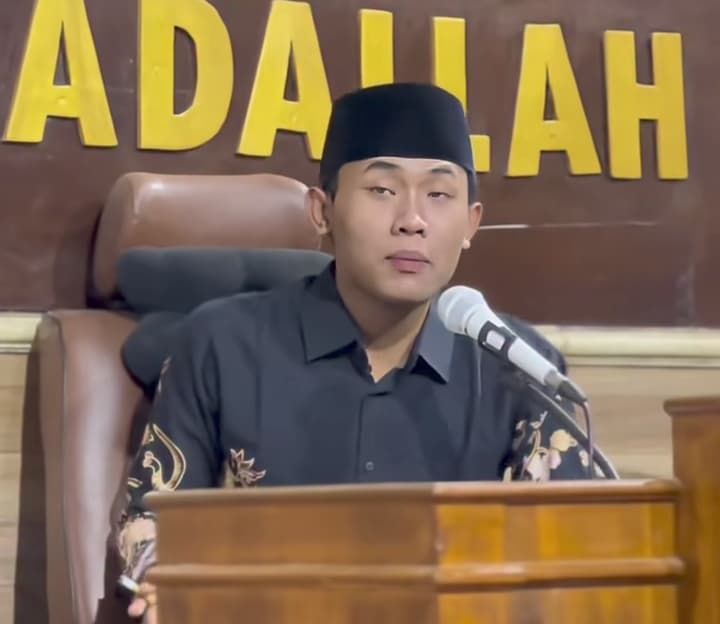 Kontroversi Gus Elham Yahya Ciumi Anak Perempuan, Keluarga Sudah Pernah Mengingatkan