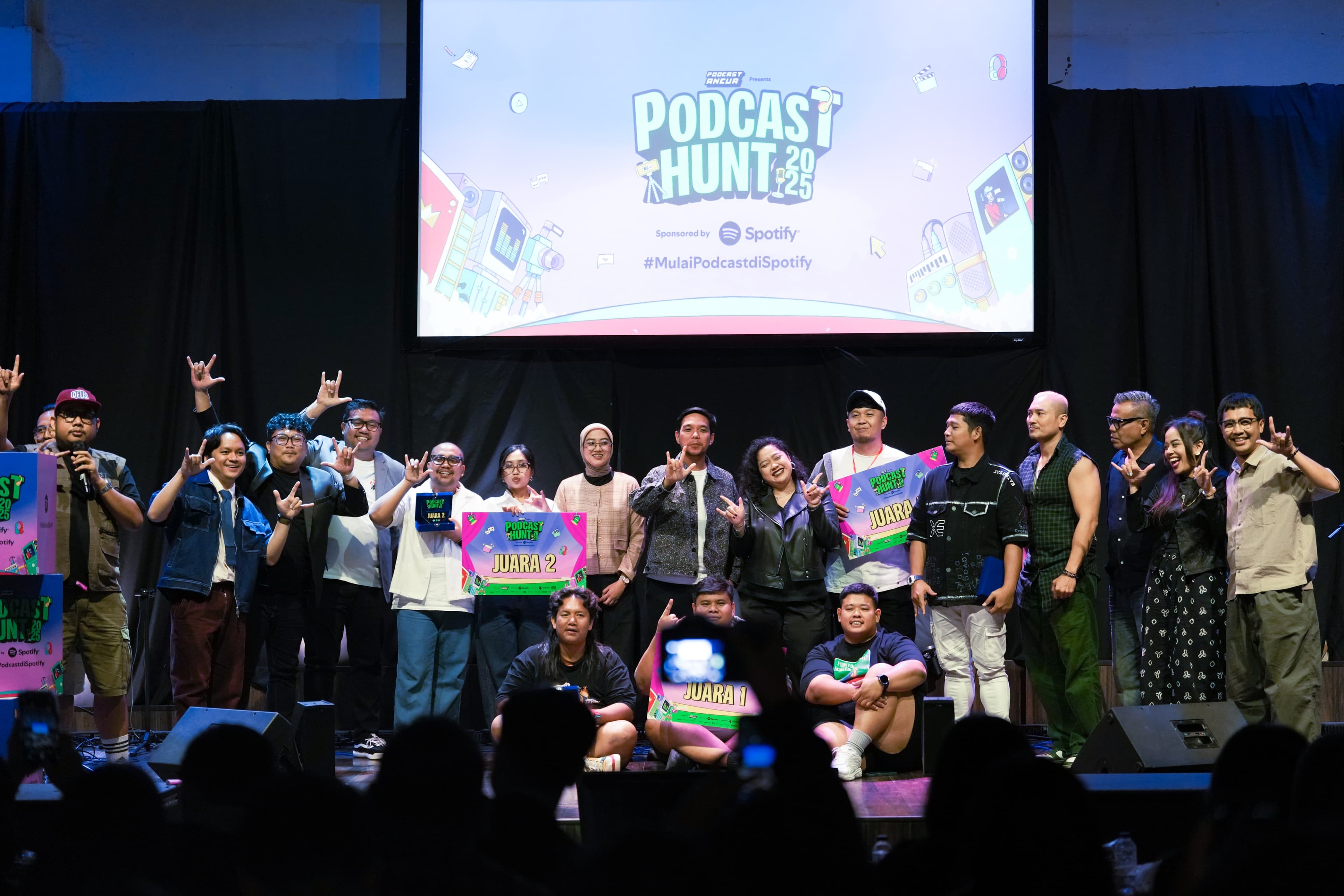 Podcast Hunt 2025 Tetapkan Pemenang, Abdel Achrian dan Calvin Jeremy Meriahkan Malam Final