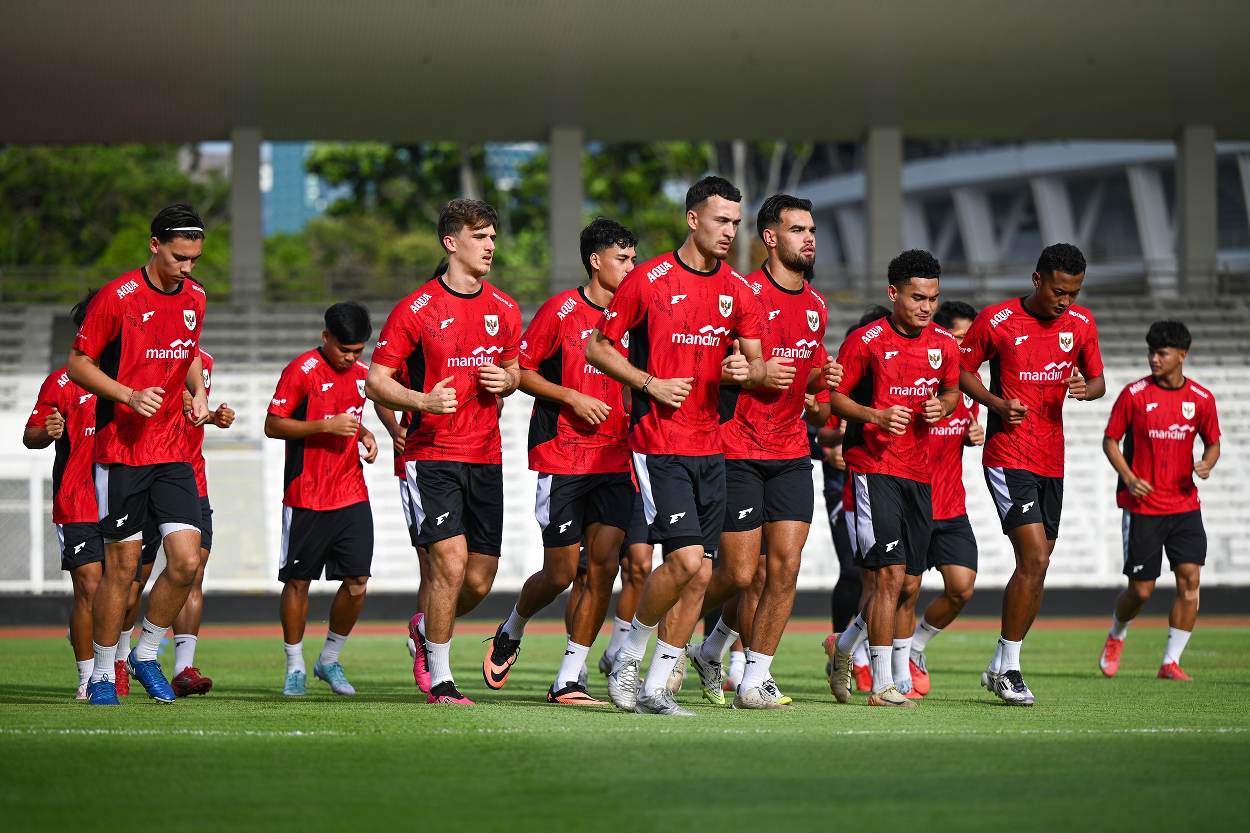 SEA Games: Mauro Zijlstra dan Dion Markx Sudah Tiba di Bangkok, Marselino dan Ivar Menyusul Besok