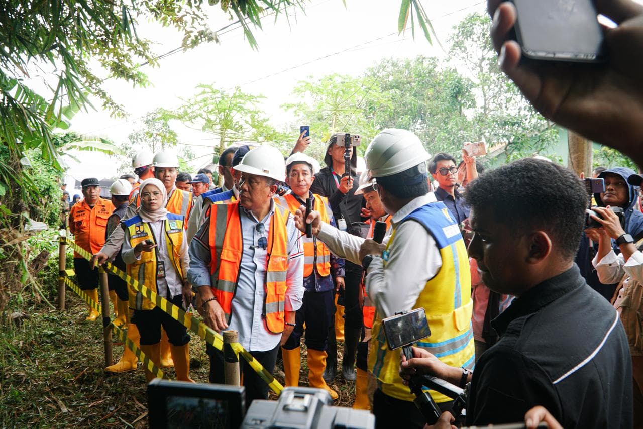 Langganan Banjir, Pemerintah dan DPR Bangun Pengendali Banjir di Desa Karangligar Karawang