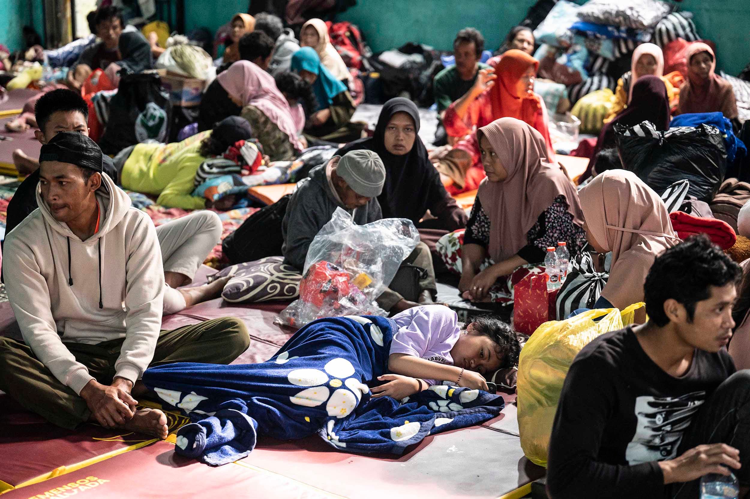 Perkuat Layanan Kesehatan, Pemerintah Kirim 600 Dokter dan Perawat ke Wilayah Bencana Sumatera