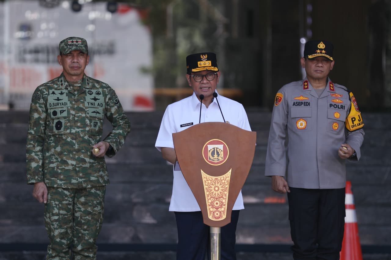 Pemprov Jakarta Kirim Bantuan untuk Korban Banjir dan Longsor di Sumatera secara Bertahap