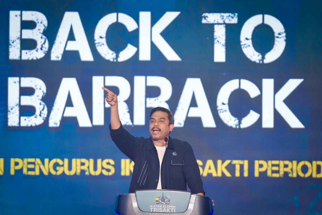 Pelantikan IKA Trisakti 2025-2029, Menteri Maman Dorong Alumni Perkuat Almamater