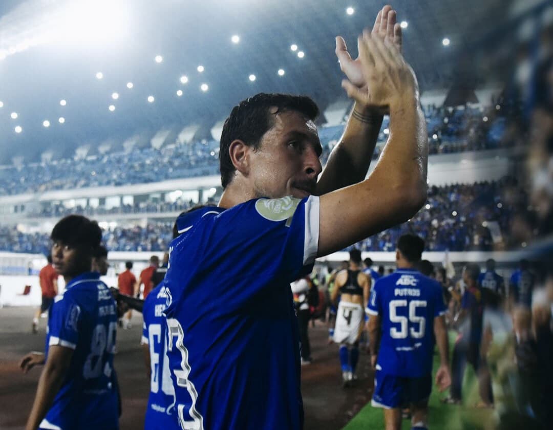 Jadi Pemain Terbaik Saat Persib Bandung Taklukkan Dewa United, Thom Haye Puji Pertahanan Timnya