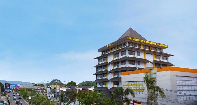 Universitas Swasta Terbaik di Bandar Lampung, Dekat dari Rumah Cok!