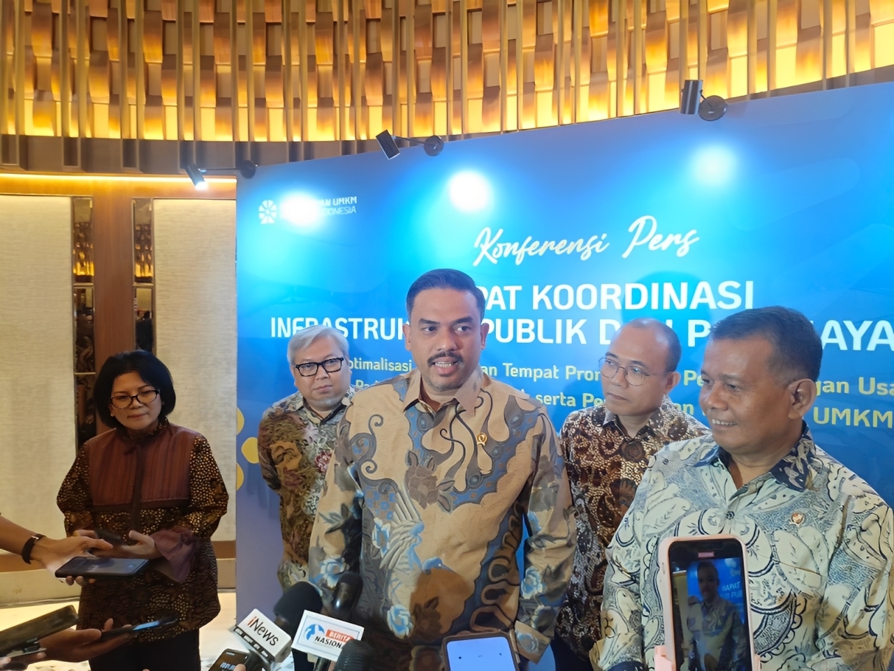 Bank Nakal Kena Semprit, Menteri Maman Siapkan Sanksi Keras Soal KUR