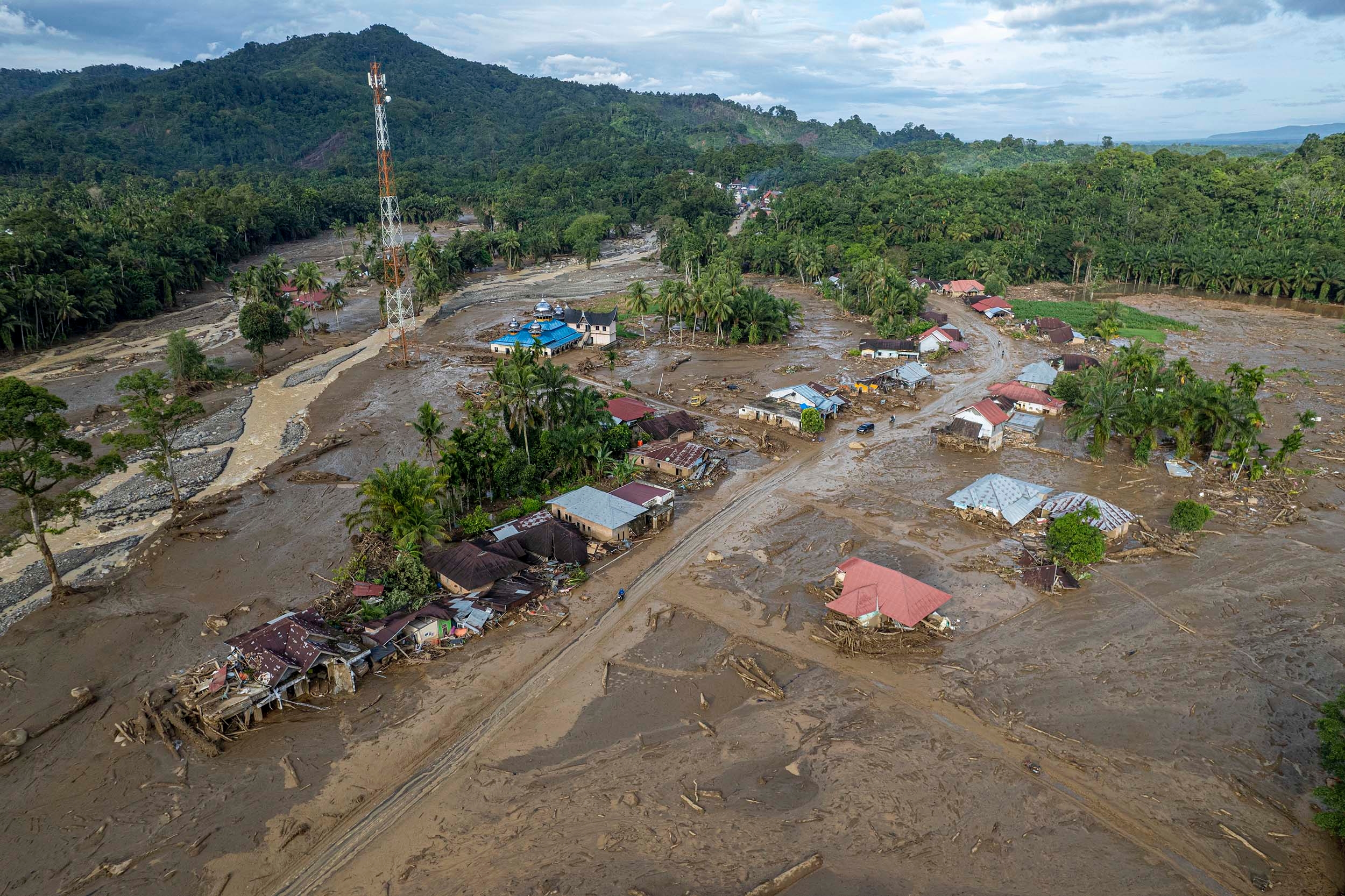 Komisi X DPR Minta Mahasiswa Terdampak Bencana Diberi Dispensasi Akademik hingga Keringanan UKT
