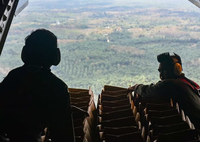 Salurkan Bantuan di Aceh Barat, Muslim Ayub Desak Penetapan Bencana Nasional