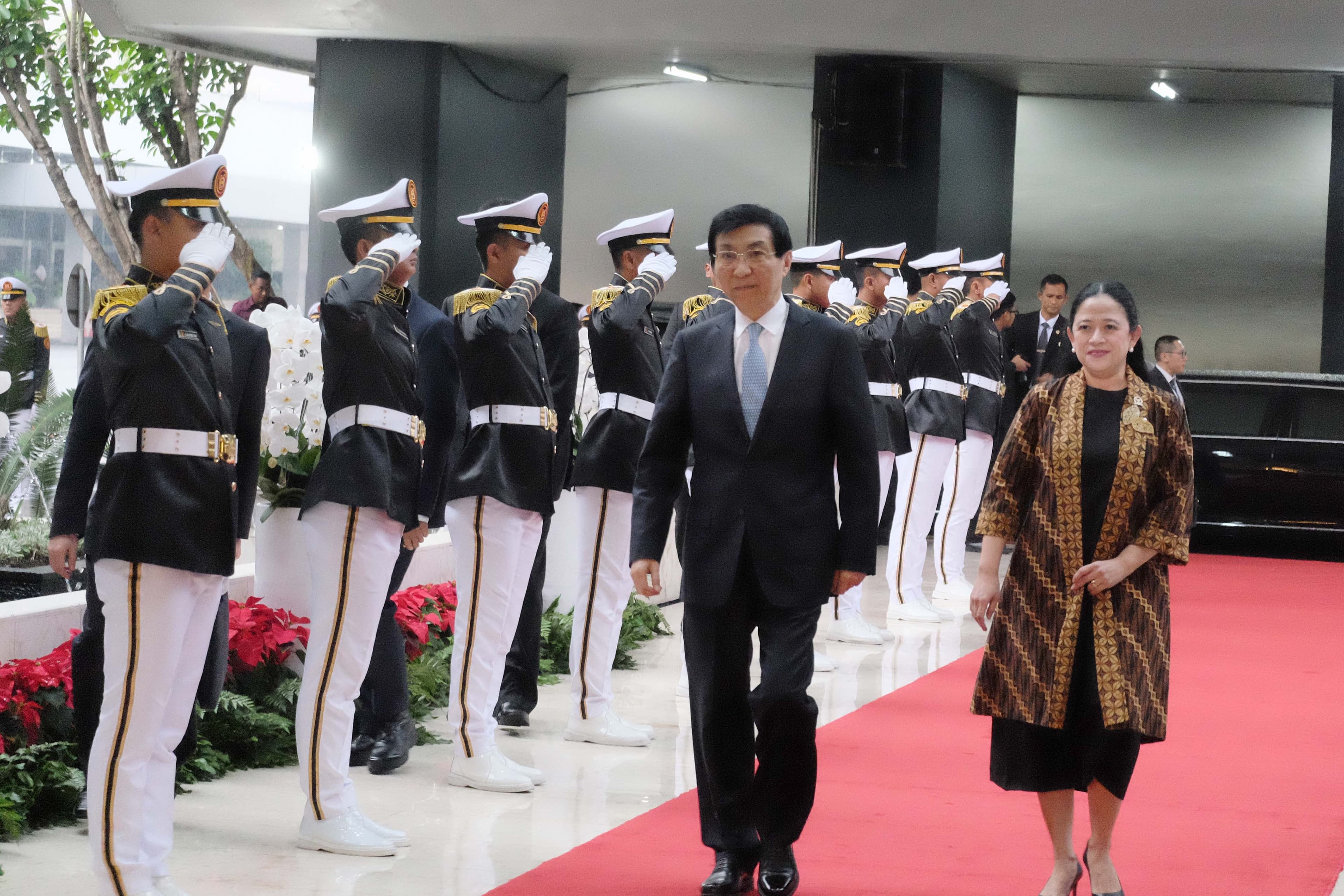 Puan Sambut Wang Huning: RI–Tiongkok Sepakat Perkuat Kemitraan Strategis