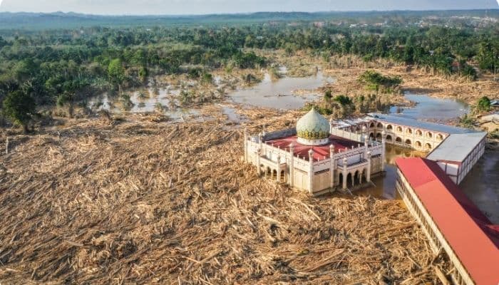 Riwayat Panjang Kerusakan Lingkungan yang Memperparah Bencana Sumatera