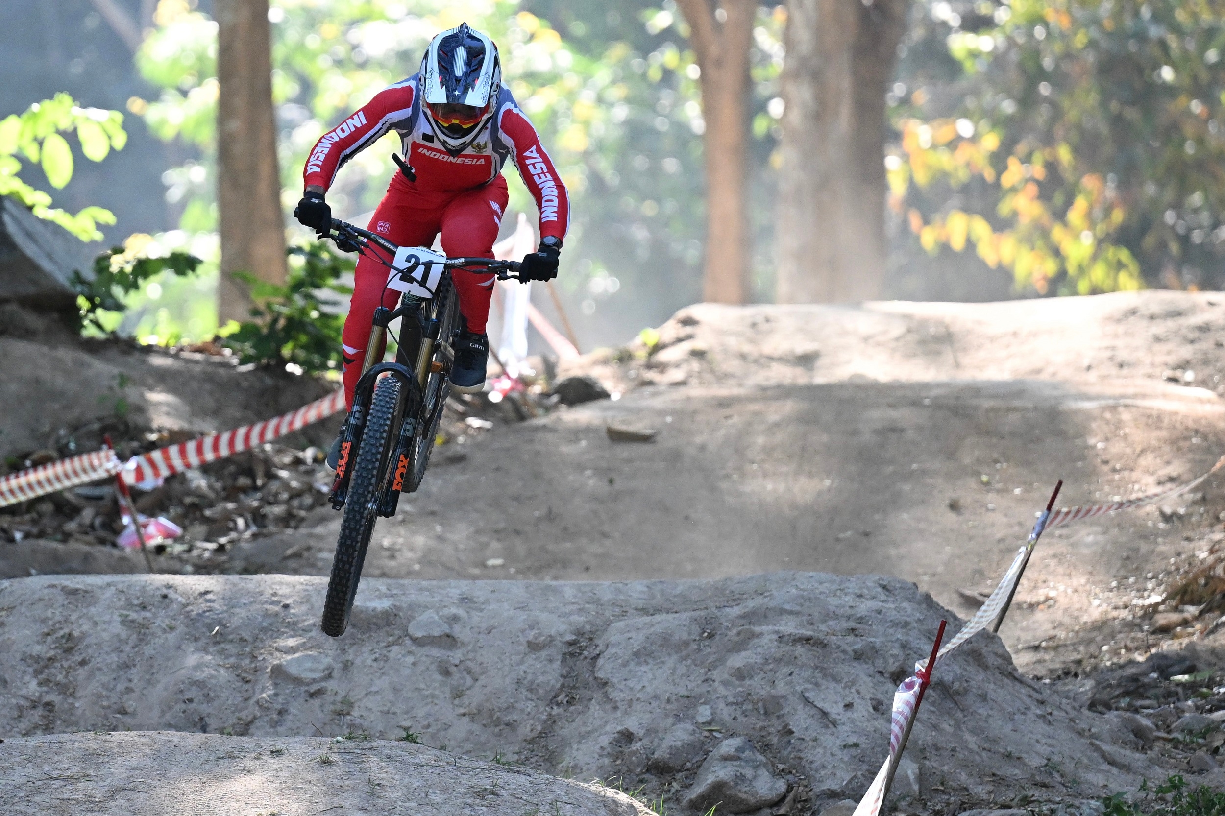 SEA Games: MTB dan Road Cycling Bersinar, Balap Sepeda Indonesia Tembus 3 Emas