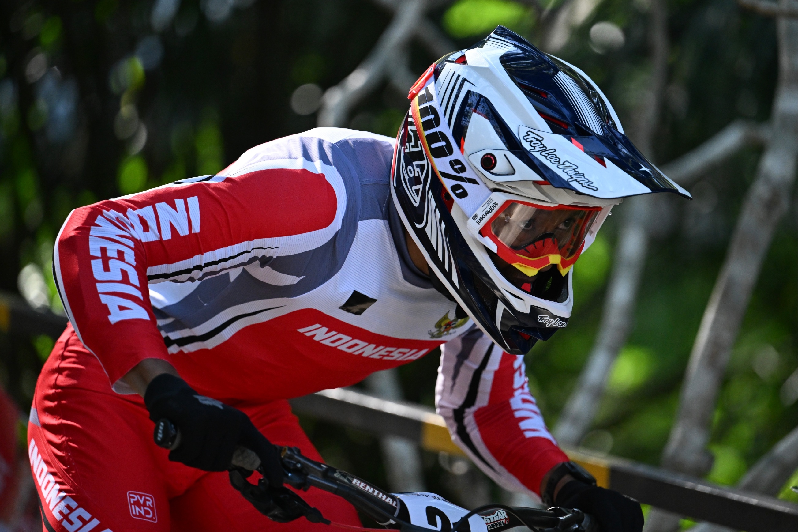 SEA Games: Emas Keenam Indonesia Datang dari Balap Sepeda, Rendy Varera Juara MTB Cross Country