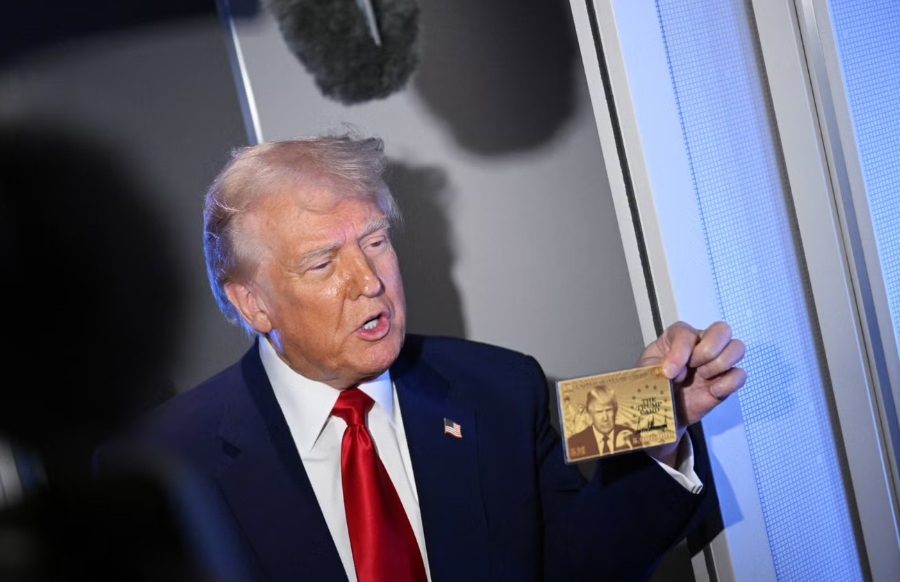 Trump Resmi Luncurkan Situs “Gold Immigration Card” Senilai US$1 Juta, Tampilan Penuh Gaya Trump!