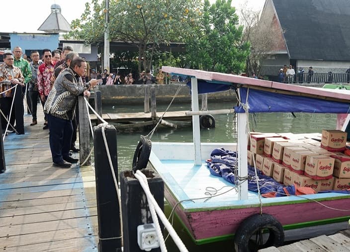 Kendalikan Harga Jelang Nataru, Pemprov Jakarta Kirim 15 Ton Pangan ke Kepulauan Seribu