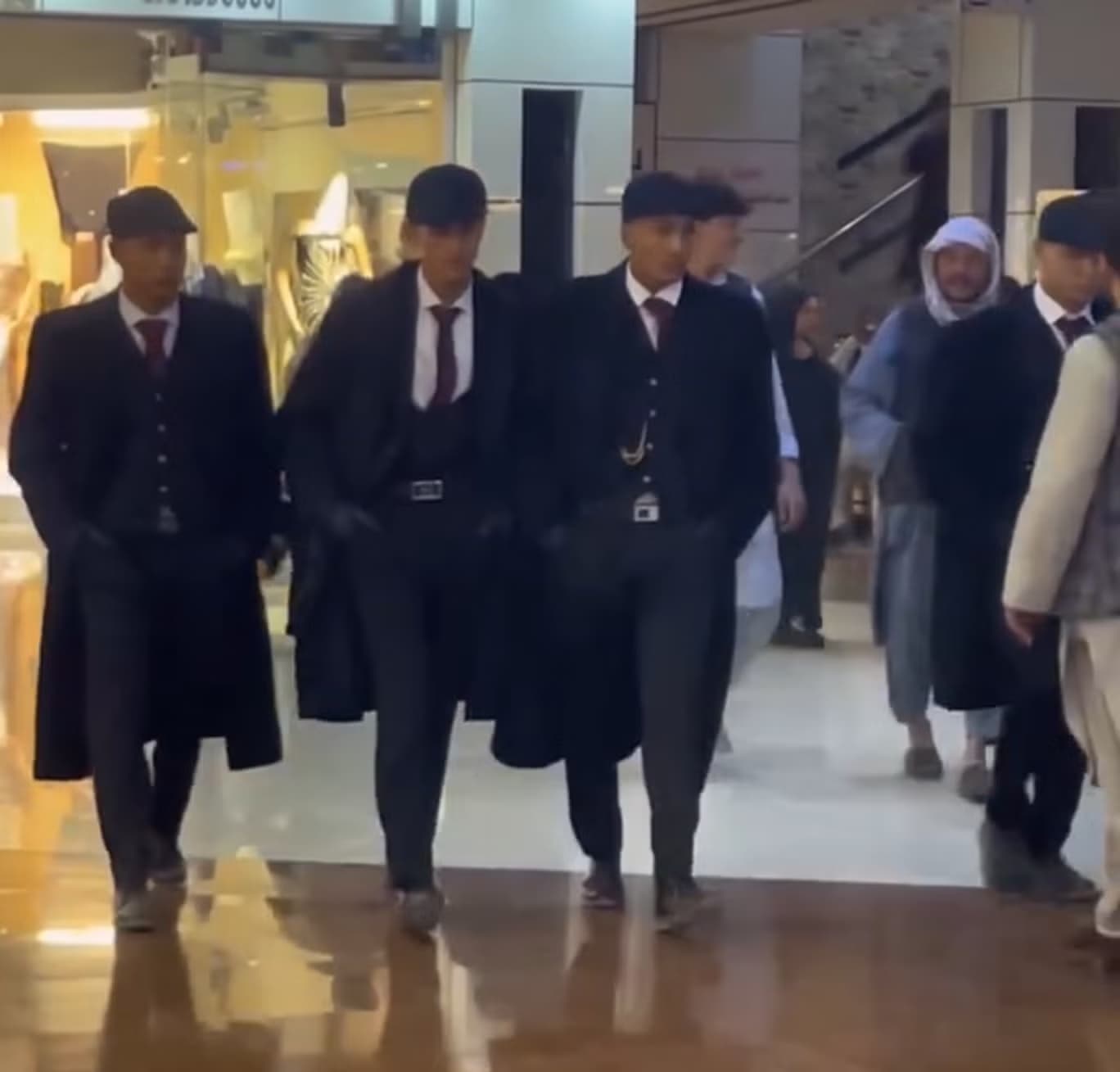 Taliban Tangkap Empat Pria Bergaya Peaky Blinders, Disebut Langgar Nilai Islam