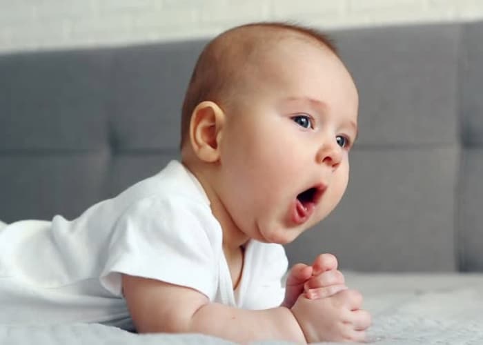 Penyebab Bayi Sering Cegukan Setelah Lahir yang Perlu Orang Tua Tahu