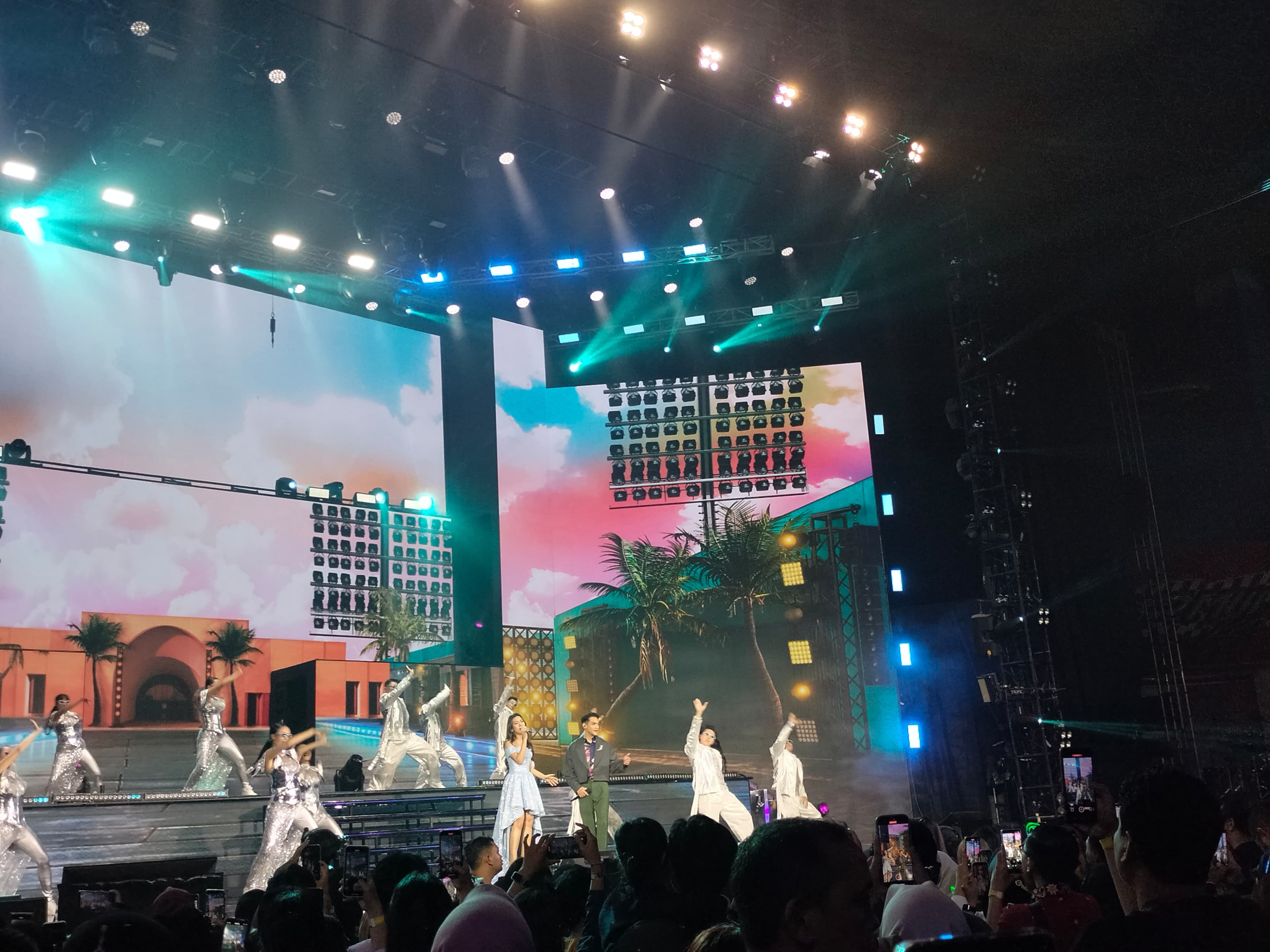 Panggung Spektakuler Transmedia 24 Tahun: Duet Raisa–Afgan hingga Aksi Tak Terduga King Nassar