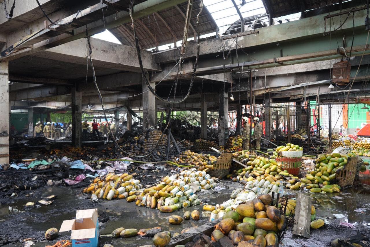 Pramono Pastikan Pedagang Pasar Induk Kramat Jati Terdampak Kebakaran Dapat Asuransi