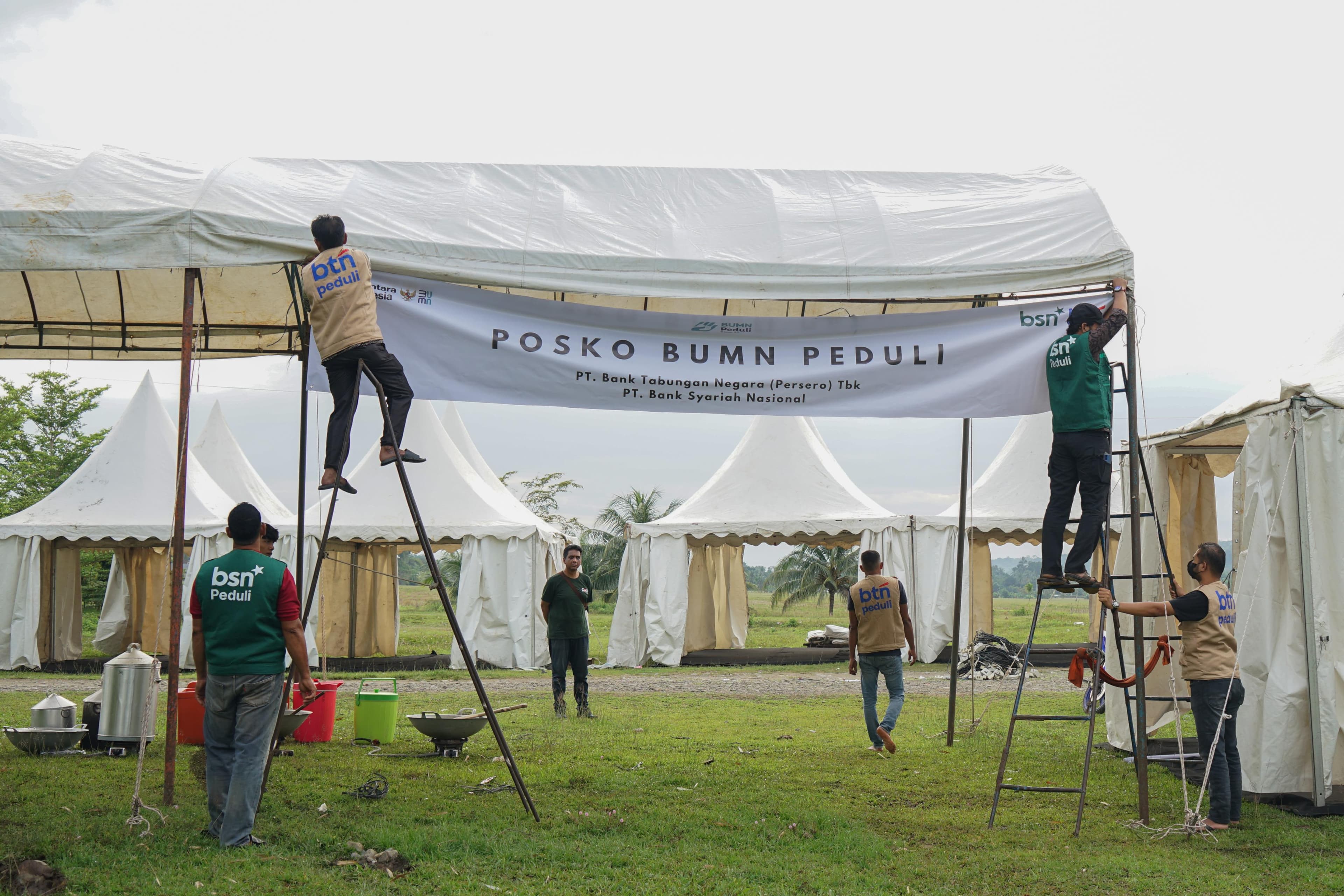 BTN Bangun Dapur Umum dan Serahkan Bantuan Kemanusiaan untuk Warga Terdampak di Pidie Jaya, Aceh