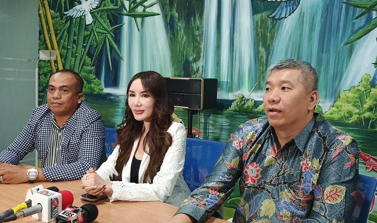 Ade Tya Ngontakin Ari Lasso Tengah Malam, Ini yang Mereka Obrolin