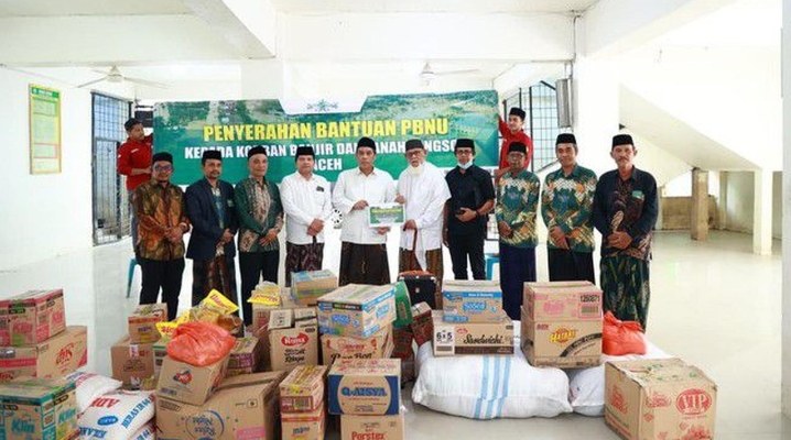 Pj Ketum PBNU Salurkan Bantuan Rp1 Miliar dan 3.000 Paket Sembako untuk Korban Bencana Aceh