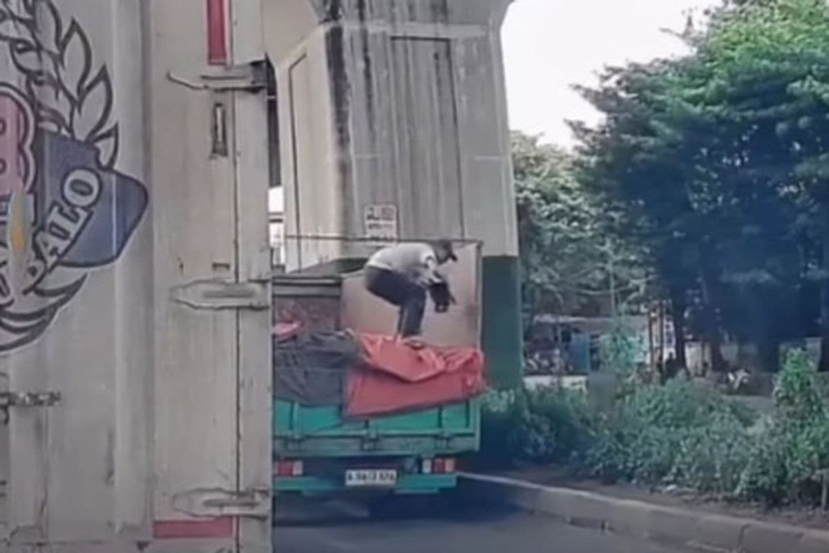 Aksi Bajing Loncat Viral di Medsos, Polisi Pastikan Lokasi Pencurian Bukan di Kelapa Gading