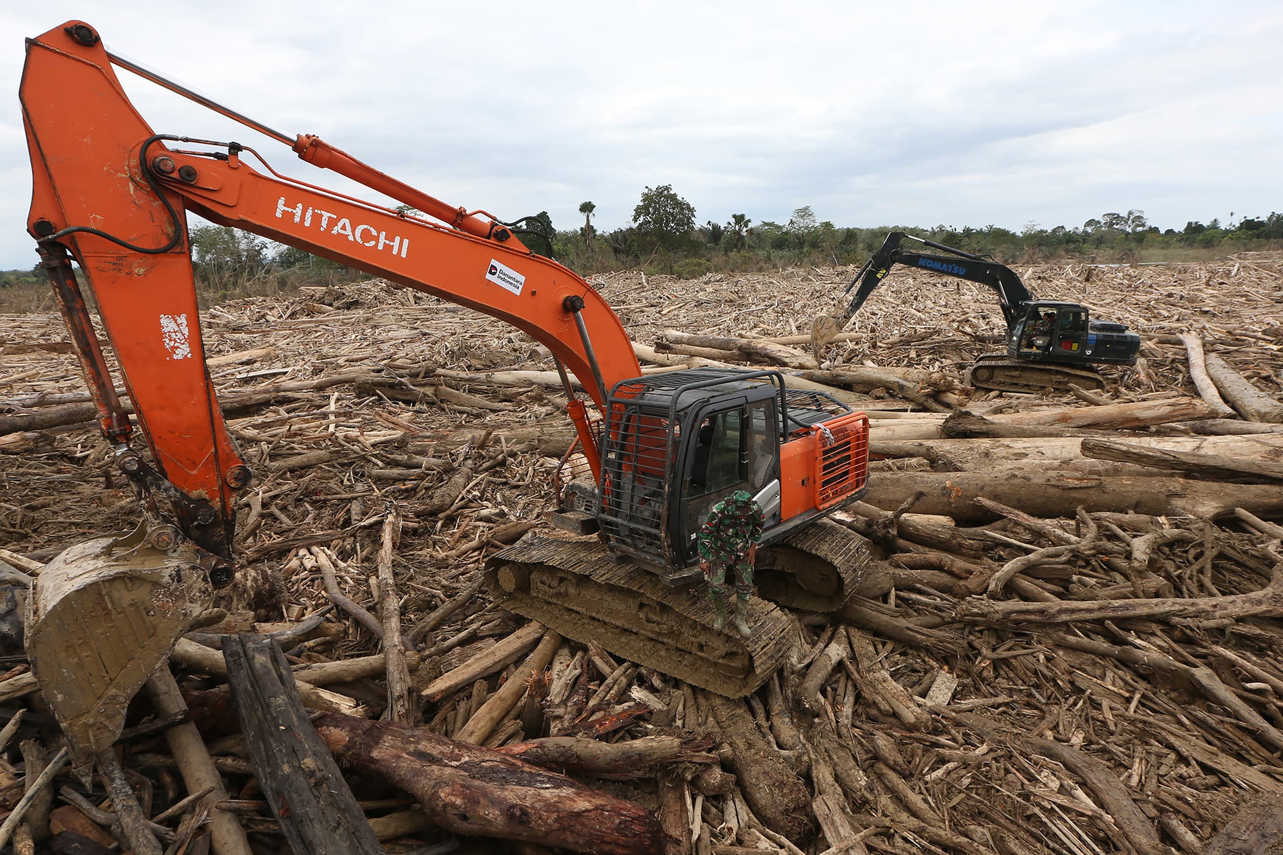 Pemulihan Aceh Tamiang Dikebut, PU Fokus Buka Akses dan Bersihkan Area