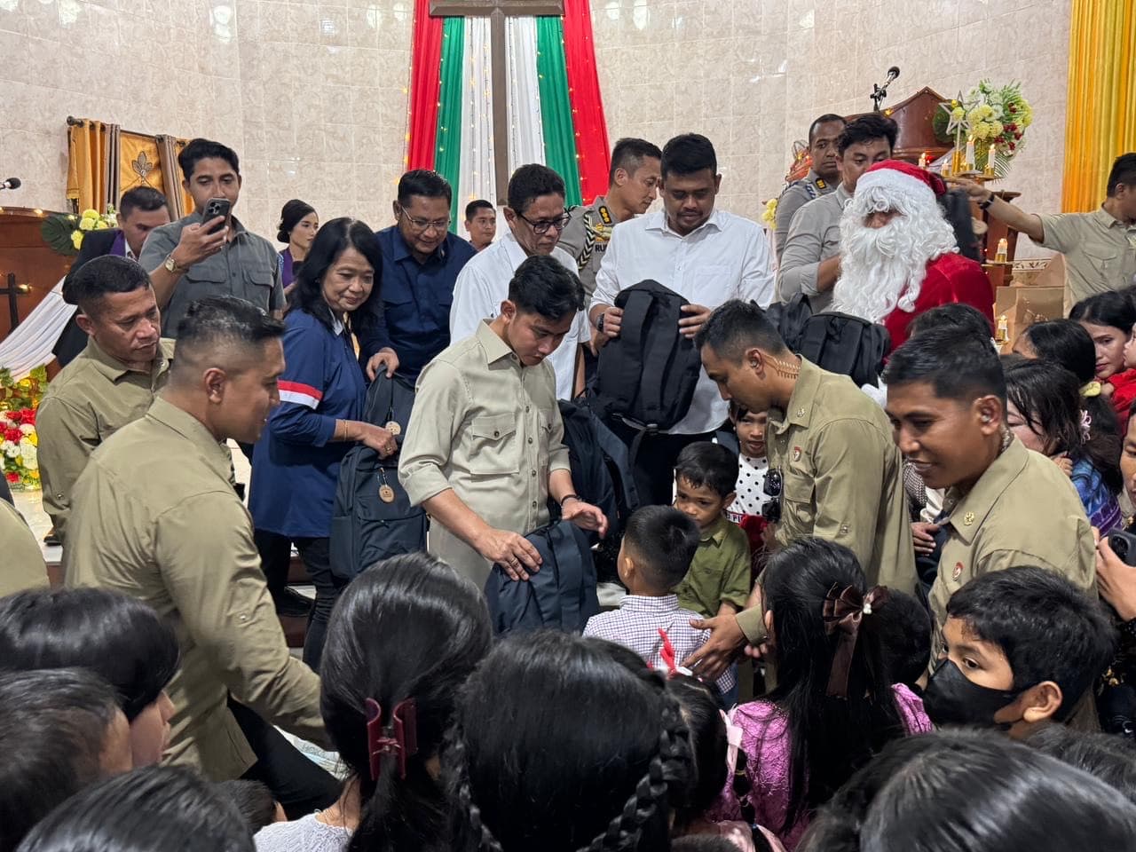 Gibran Pastikan Negara Jamin Keamanan dan Ketertiban Saat Perayaan Natal 2025