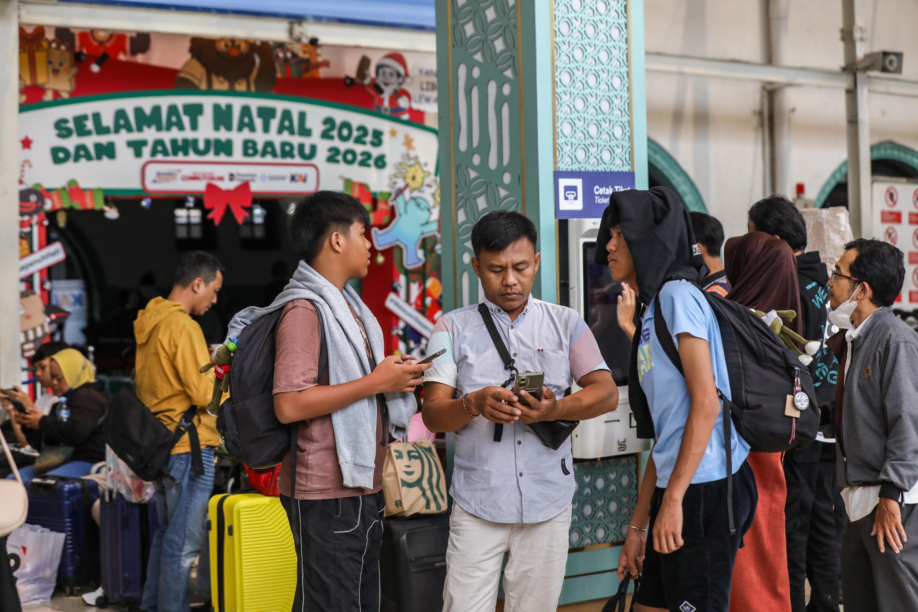 Penumpang Angkutan Umum Periode Nataru Tembus 10 Juta Orang, Naik 4,85 Persen Dibanding Tahun Lalu