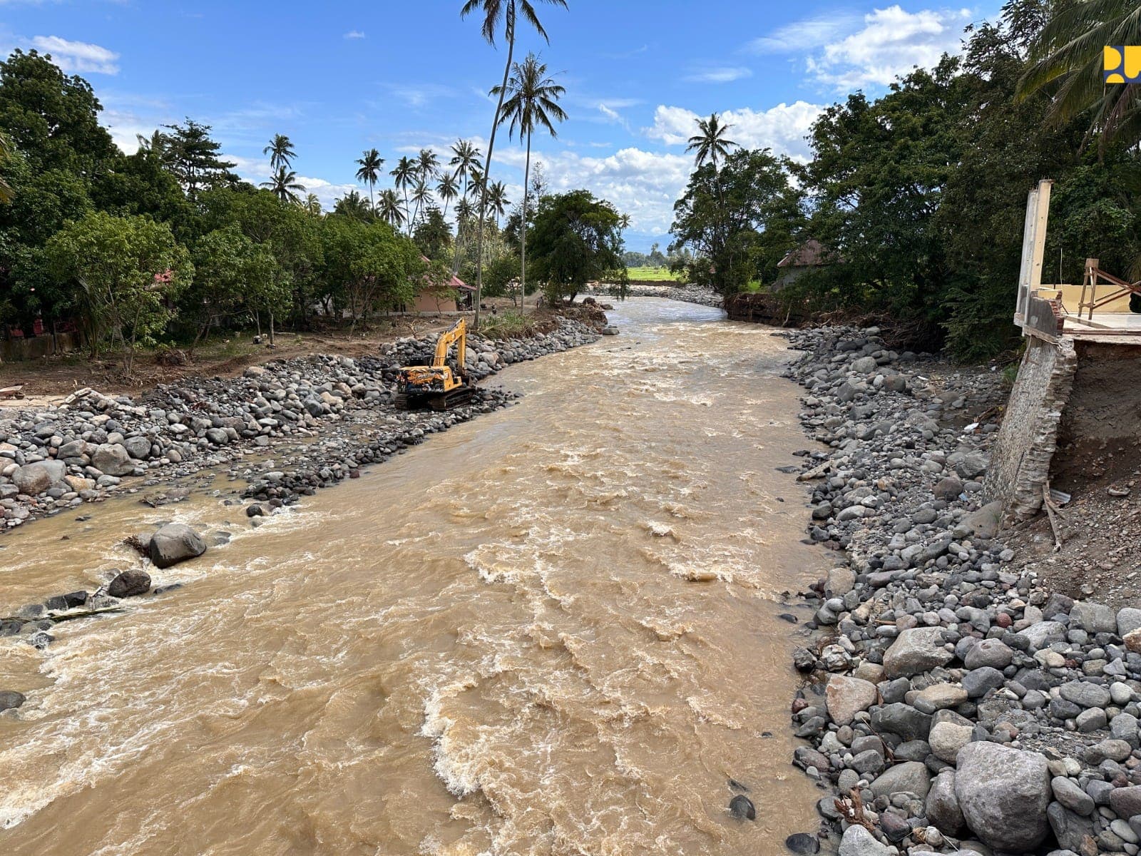 Tangani Pascabencana, PU Kebut Normalisasi Sungai di Tanah Datar