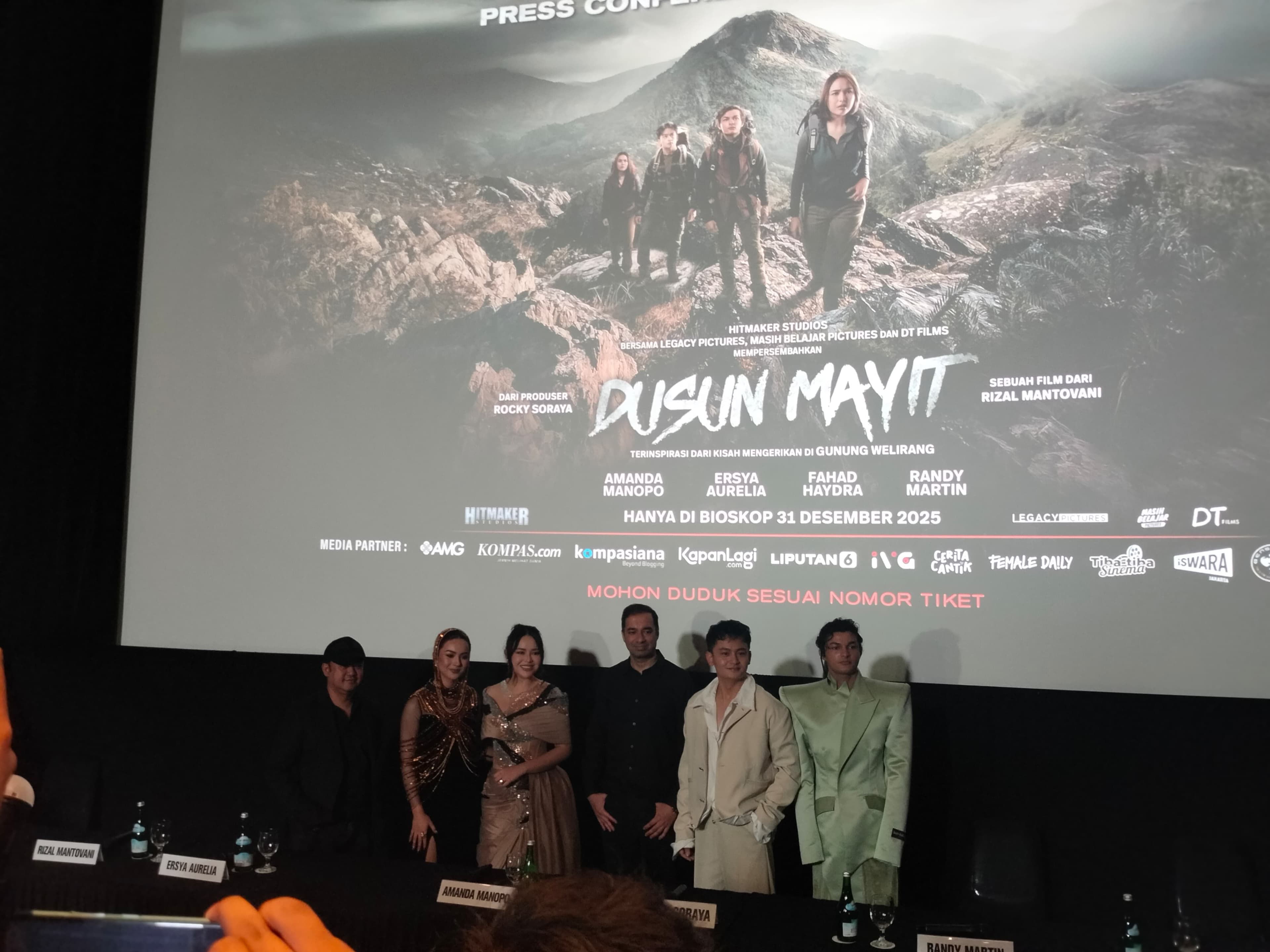 Film Horor Dusun Mayit Tayang 31 Desember, Teror Mendaki Gunung Welirang