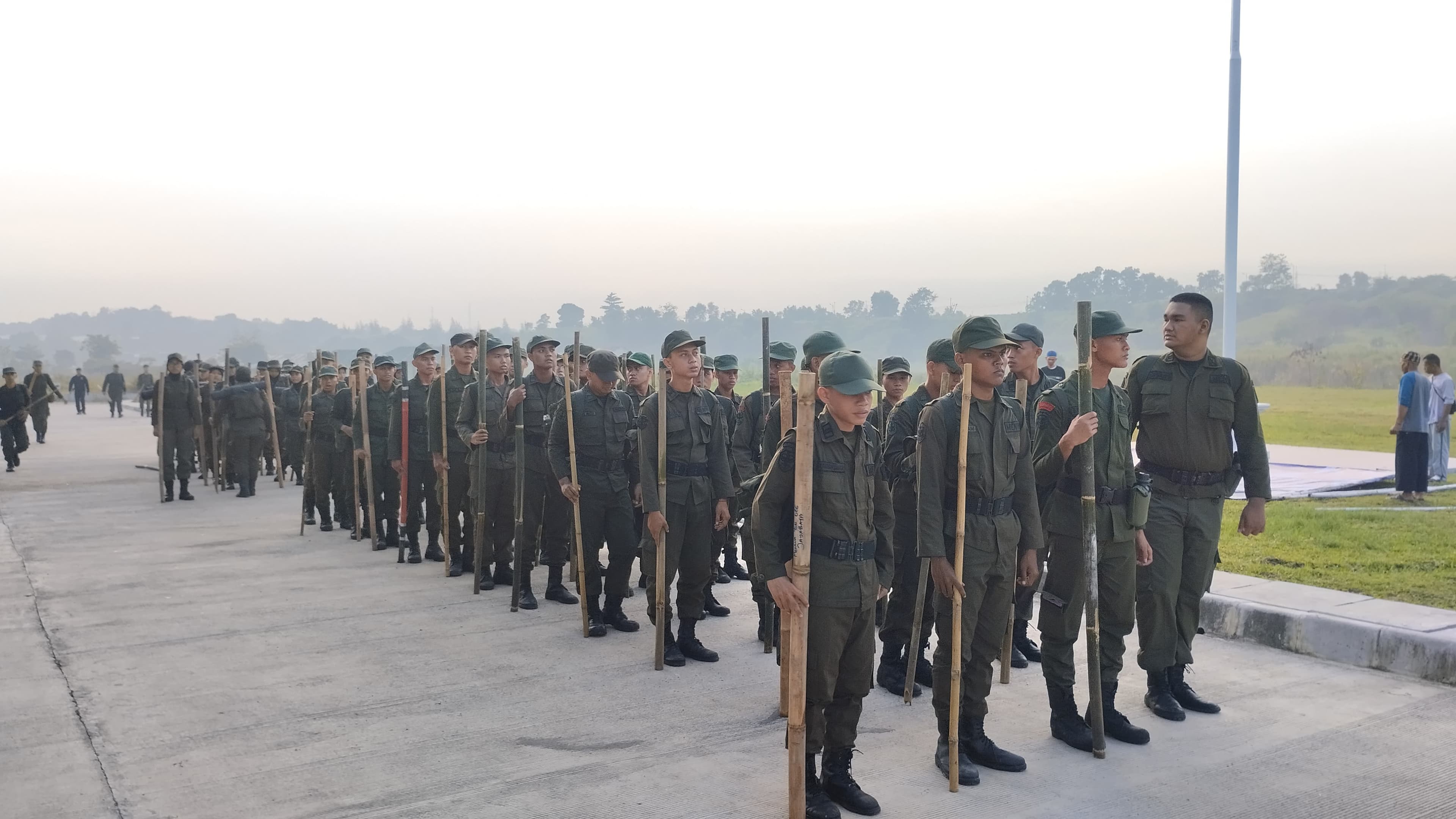 UKM Menwa STAI Nurul Iman Ikuti Diksarmil di Yon Intai Tempur Kostrad Cikarang