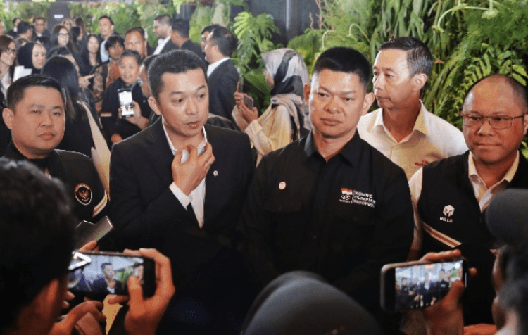 Jersey Collection by Sarinah x Mills Team Indonesia SEA Games Thailand 2025 Dihadiri Wamenpora Taufik