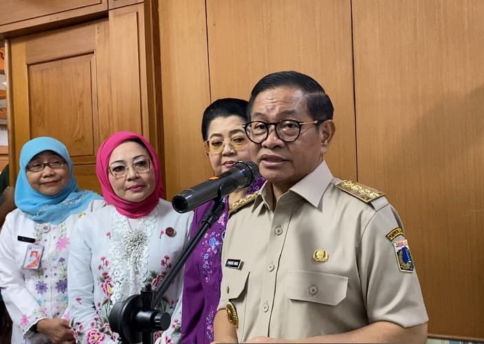 Pramono Anung Minta Warga Jakarta Gunakan Transportasi Umum Saat Perayaan Malam Tahun Baru