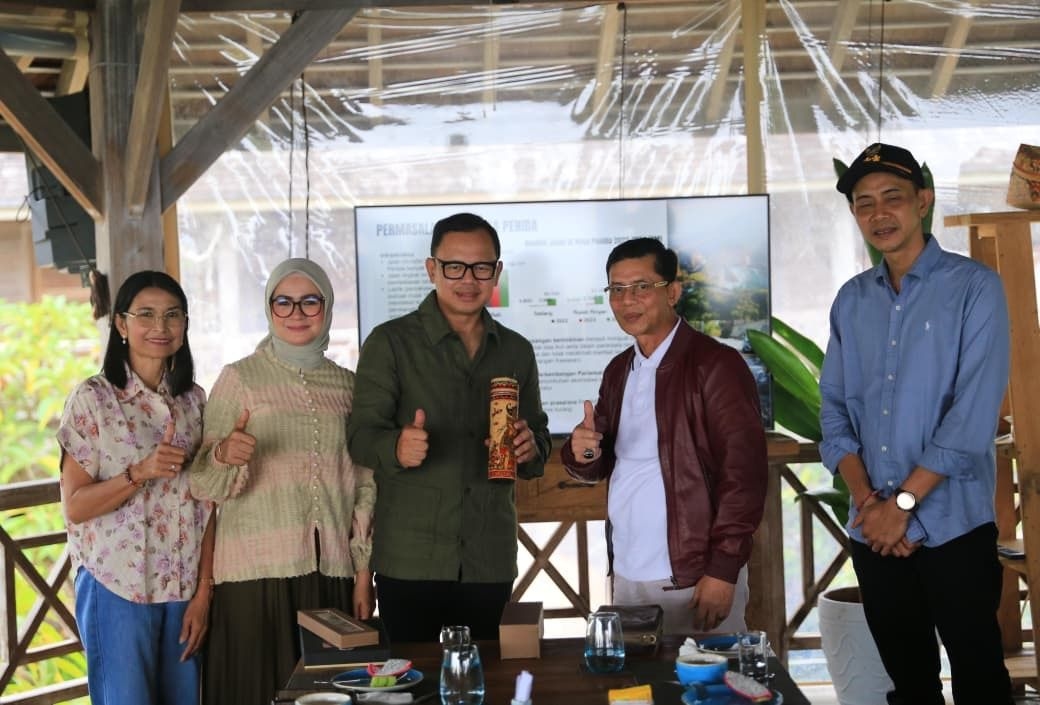 Wamendagri Kunjungi Nusa Penida, Dorong Percepatan Infrastruktur dan Konsep Green Island