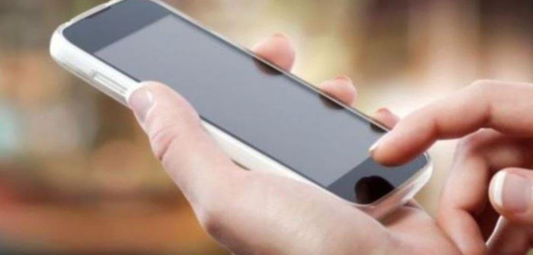 Layar HP Sering Berkedip? Ini Penyebab dan Cara Mengatasinya